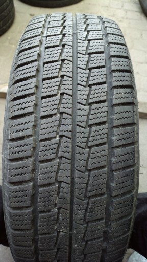 Hankook Winter RW06 215/60 R17C 8,8 мм