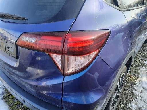 Honda HR-V II лампа ззаду праворуч у крилах 16R.