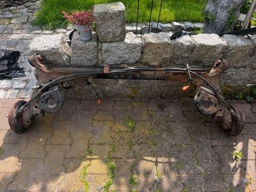 Honda Jazz до 2008 року - задній промінь з дротями