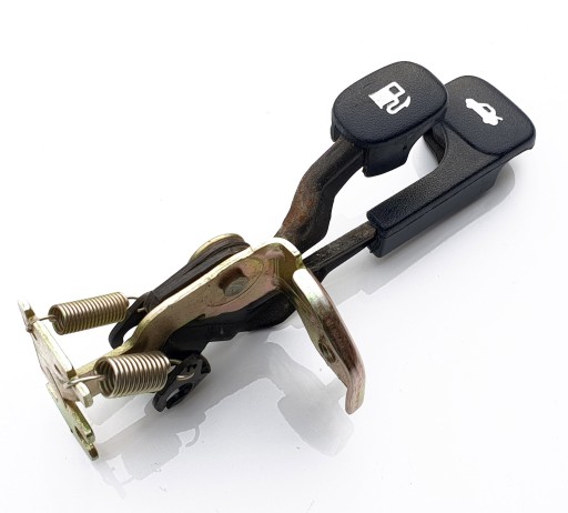 Hyundai Coupe спортивная декоративная ручка для открытия лючка бензобака багажника