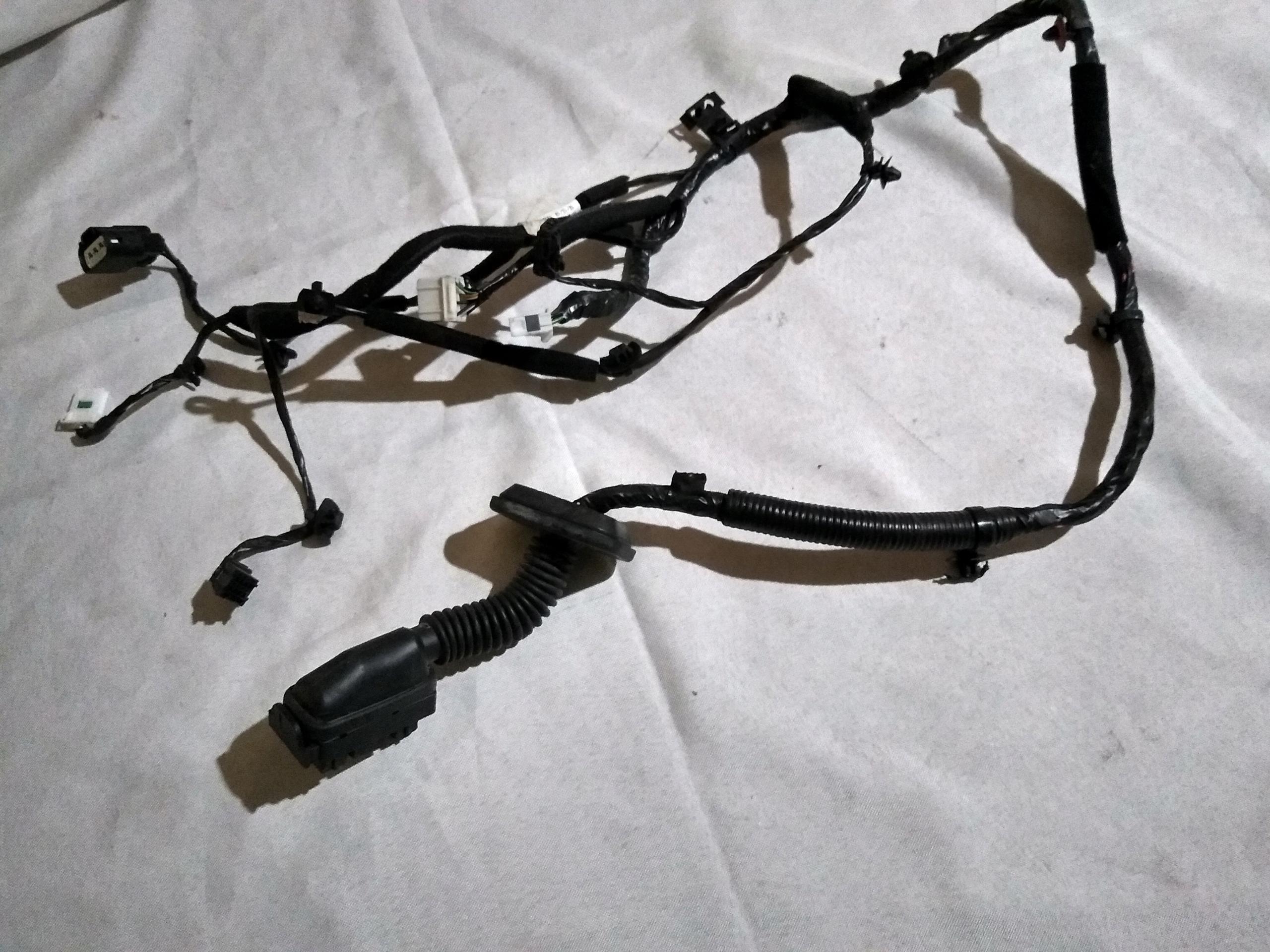 Hyundai I10 жгут проводов двери передний 91600b9120