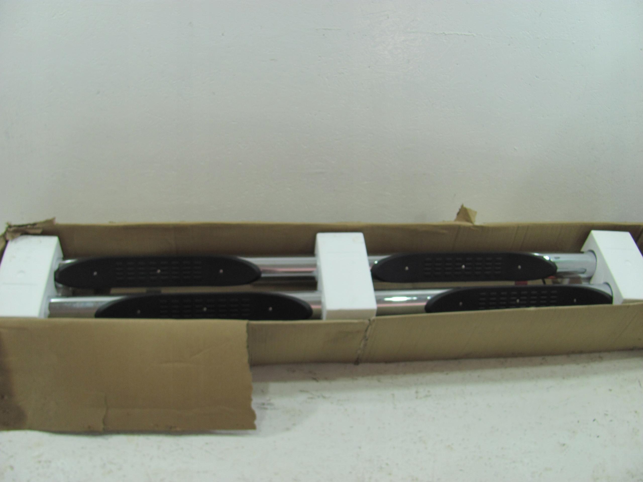 Hyundai Santa Fe трубы пороги ступени 9999z-045525