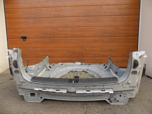 Hyundai Tucson III задній ремінь ванна підлога