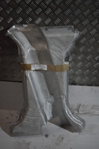 A1676807807 - Ідеальний тепловий екран MERCEDES GLE W167 1