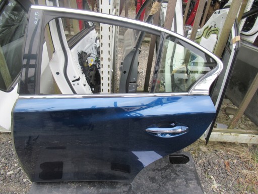 drzwiq50tyłlewe - Infiniti q50 підйомна двері зліва зліва ззаду