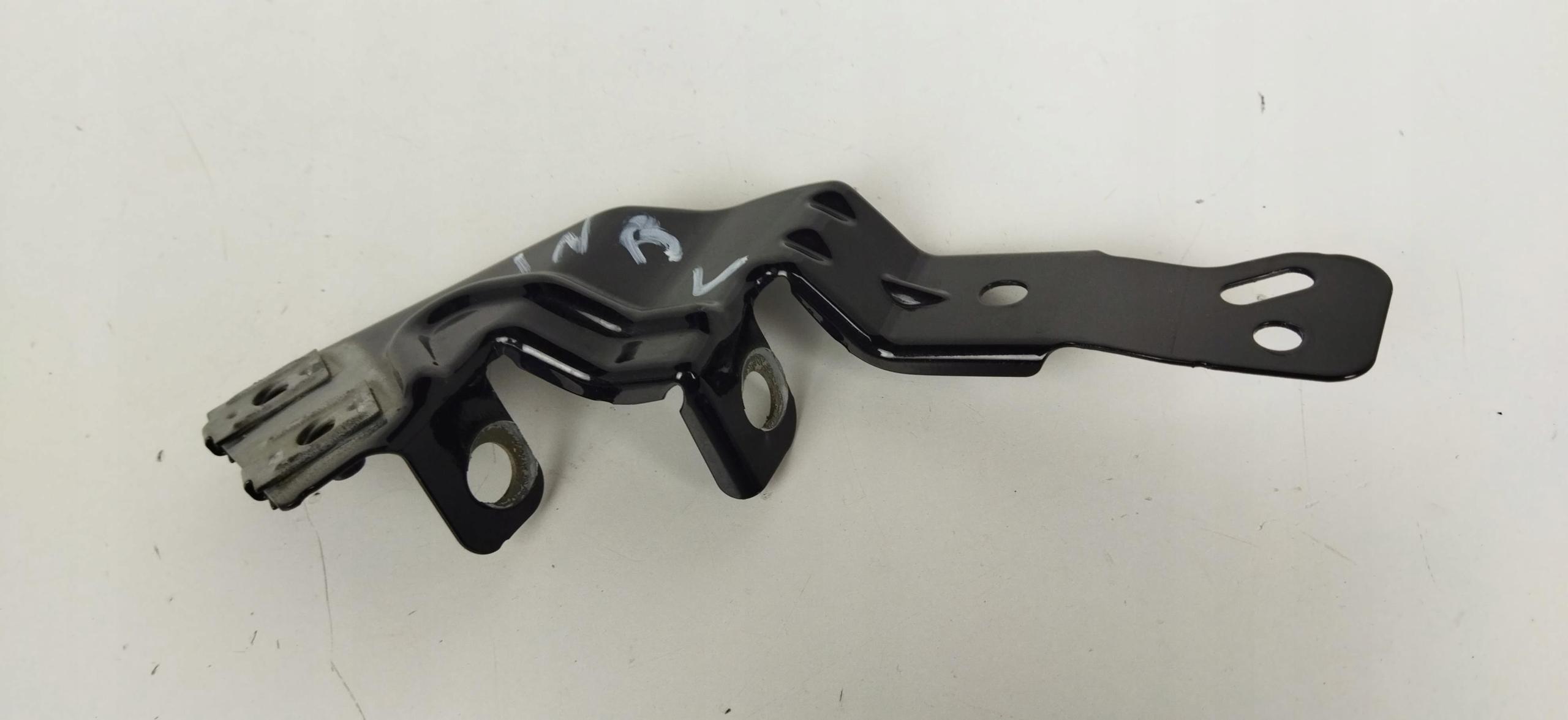 INSIGNIA B КРЕПЛЕНИЕ КРЫЛА ЛЕВЫЙ ПЕРЕДНИЙ 39063367