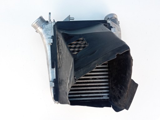 ІНТЕРКУЛЕР AUDI RS 6 C8 ПРАВИЙ