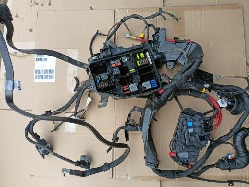 БЛОК ЗАПОБІЖНИКІВ МОНТАЖ MERCEDES CLA W118 1.3 BENZ