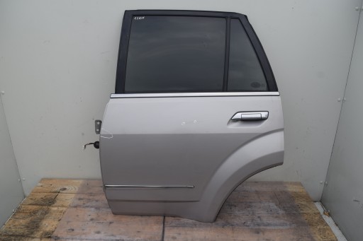 Задній задній набір дверей ісузу аксіома