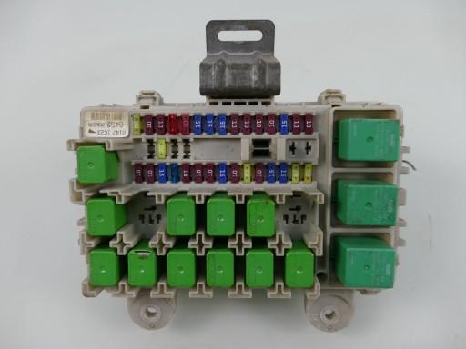 01471C23 - Isuzu grafter n35 3.0 d n75 блок предохранителей