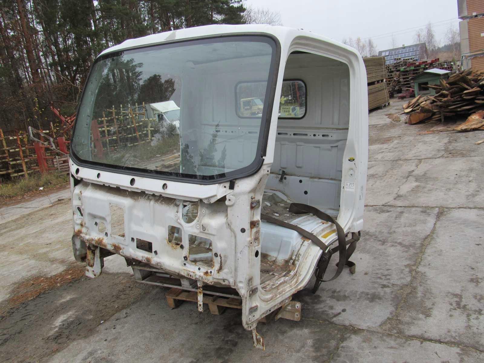 ISUZU N35 GRAFTER Кабіна кузов 11R