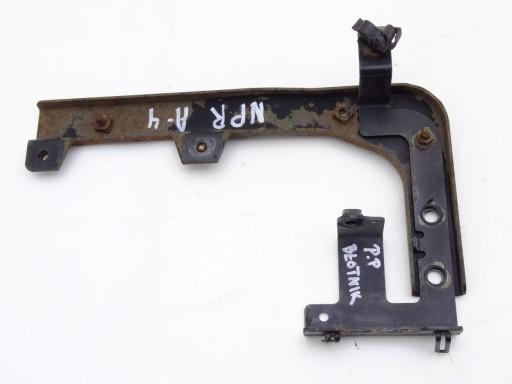 ISUZU N35 N75 NPR кріплення крила Правий передній