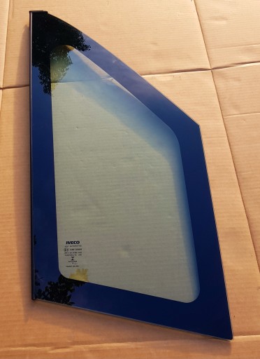 IVECO DAILY 2014 2019 - СТЕКЛО БОКОВОЕ ТРЕУГОЛЬНИК СПРАВА 5801537828 ОРГ.