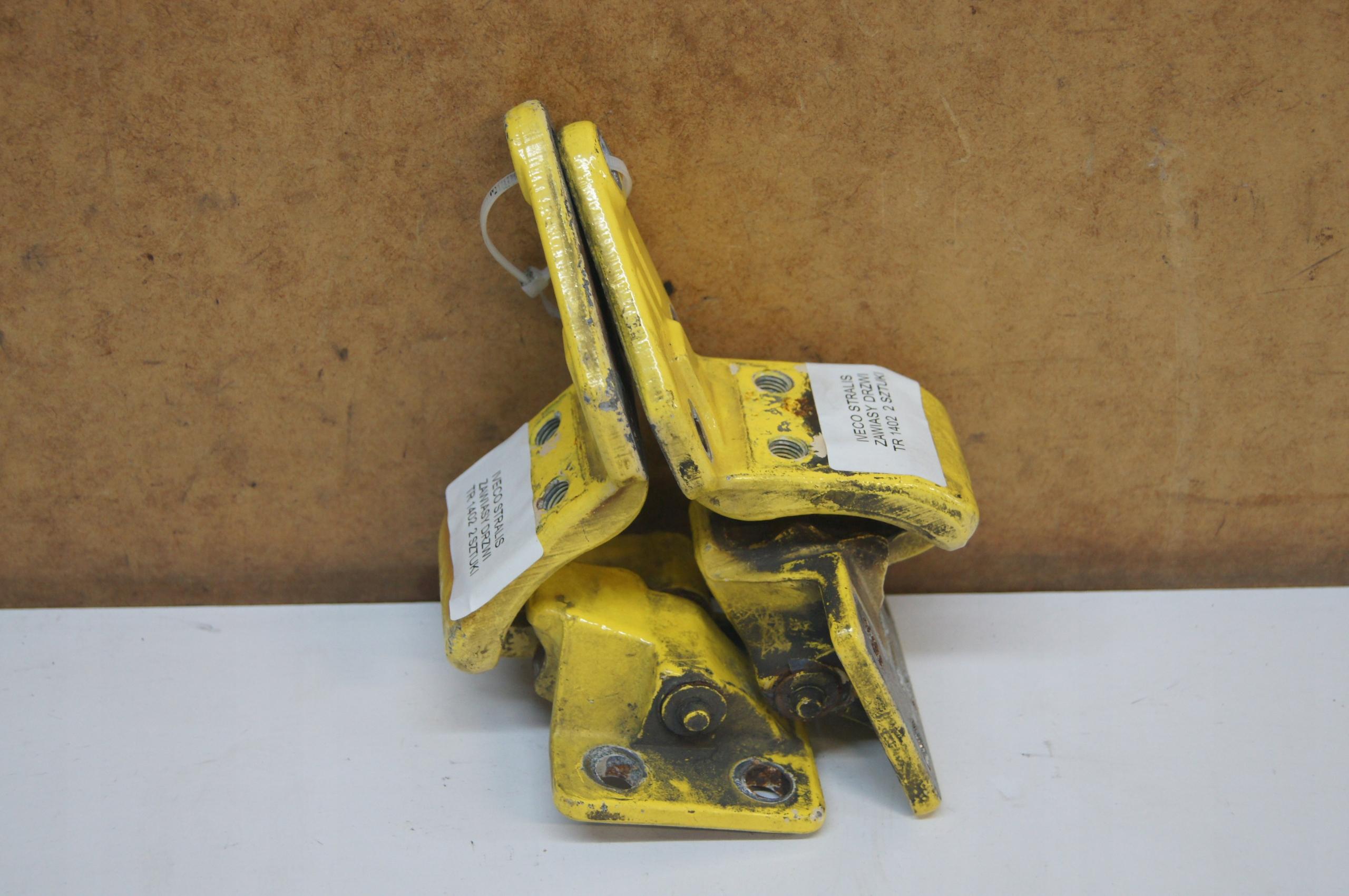 IVECO STRALIS ЄВРО 5 ДВЕРНІ ПЕТЛІ