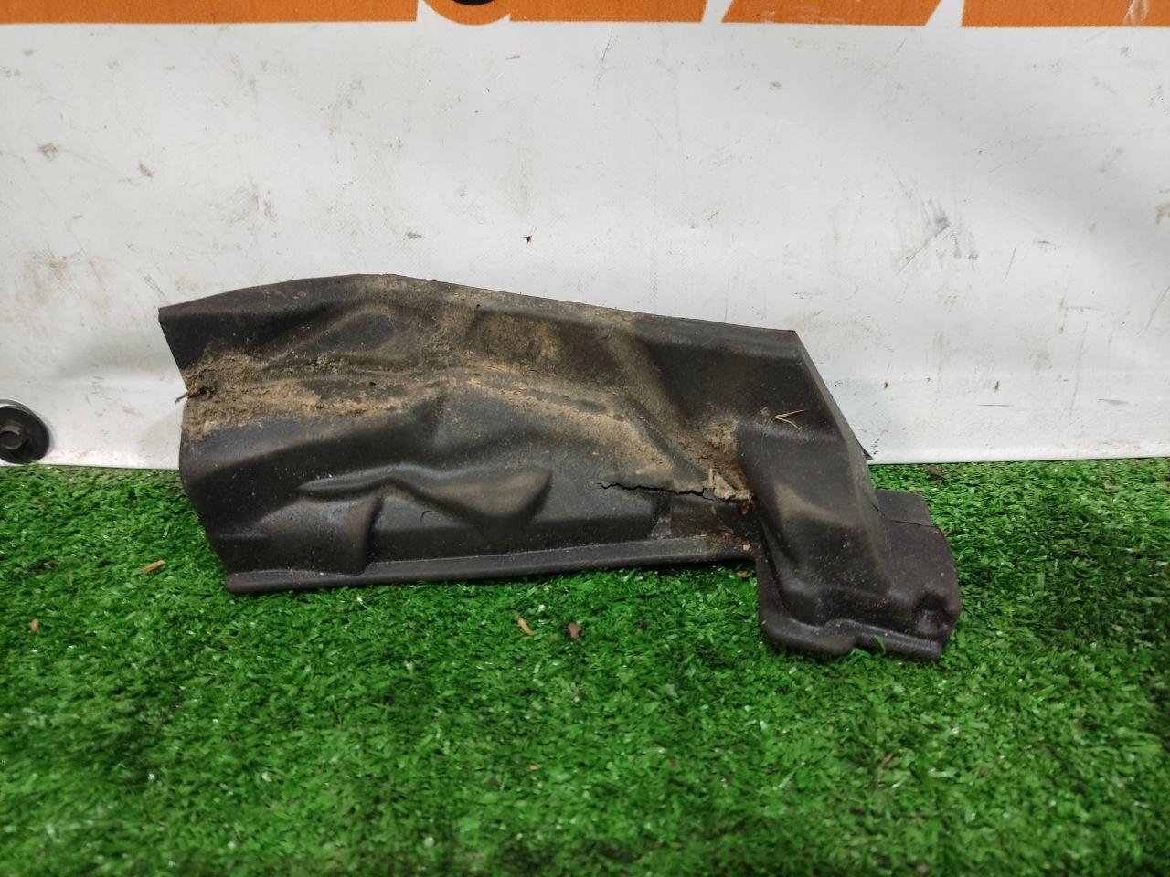 LR115141 - Ізоляція крила ліва SPORT L494 CPLA-16A595-CC