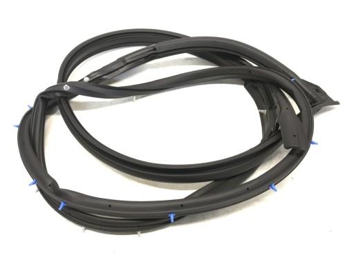 80830-1CA0D 808301CA0D - Infiniti FX II QX70 уплотнитель передней правой двери