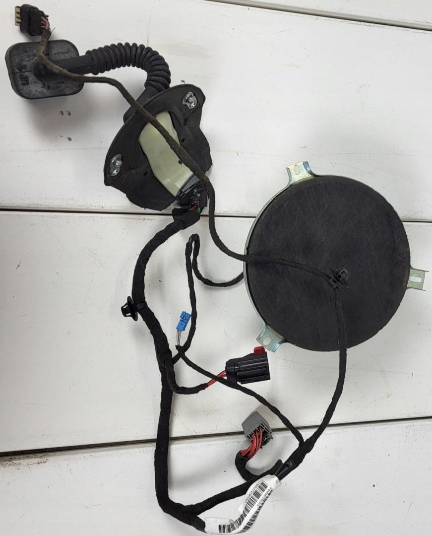 68022240AG - Установка задней двери prae Durango 2011-13