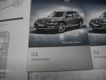 Руководство пользователя Mercedes GLK в футляре.