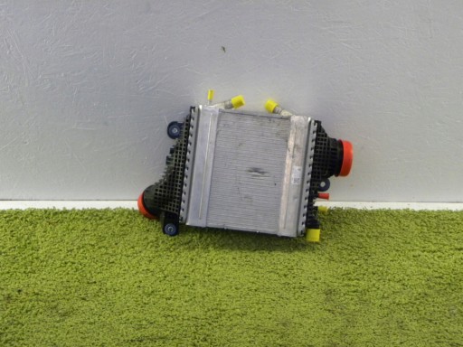 Интеркулер Porsche Boxster Cayman GT4 982 ОРИГИНАЛ