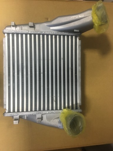 95511063902 - Левый интеркулер Porsche Cayenne Turbo 92A