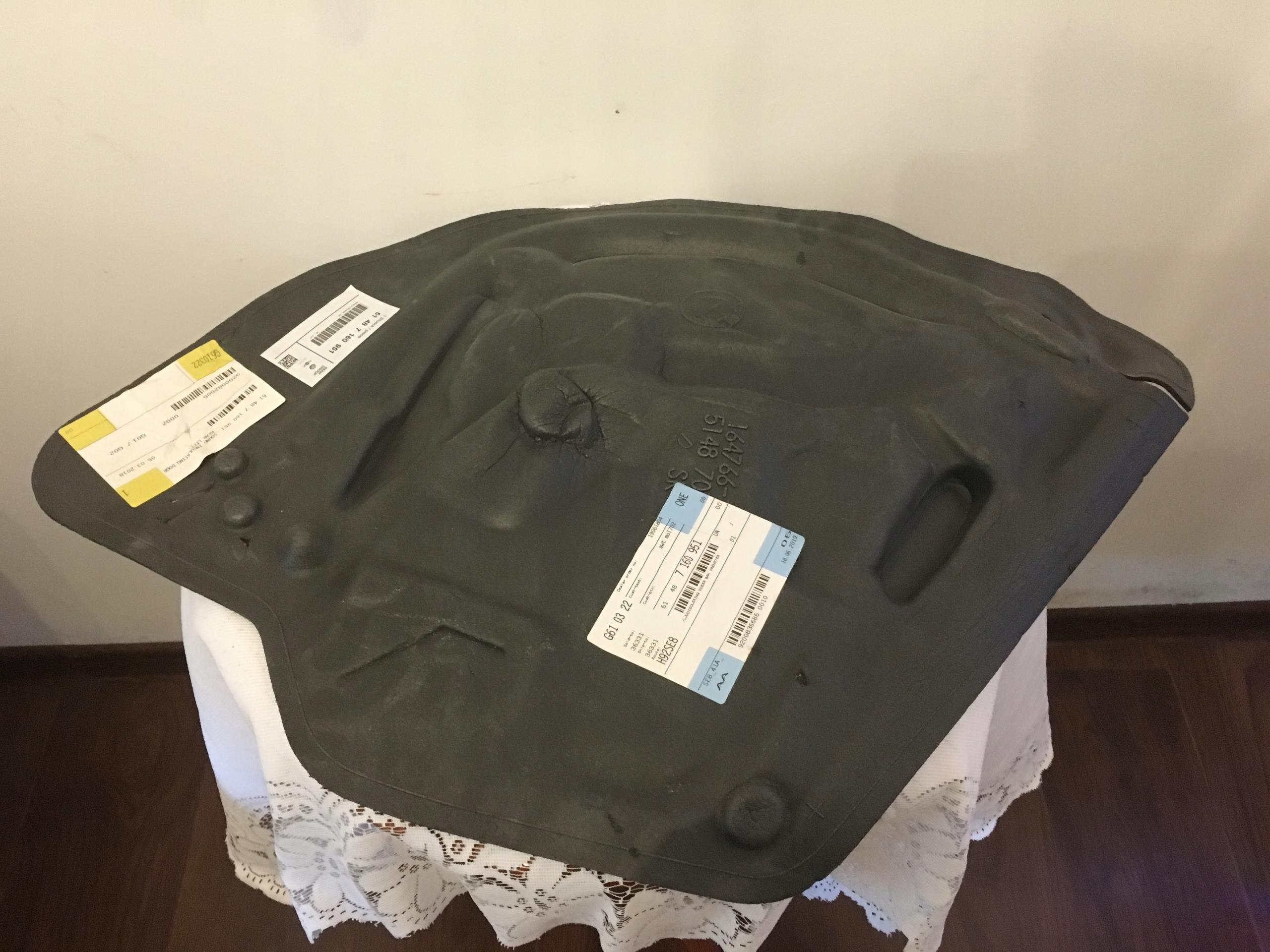 51487160951 - Звукоизоляция задней левой двери BMW E87