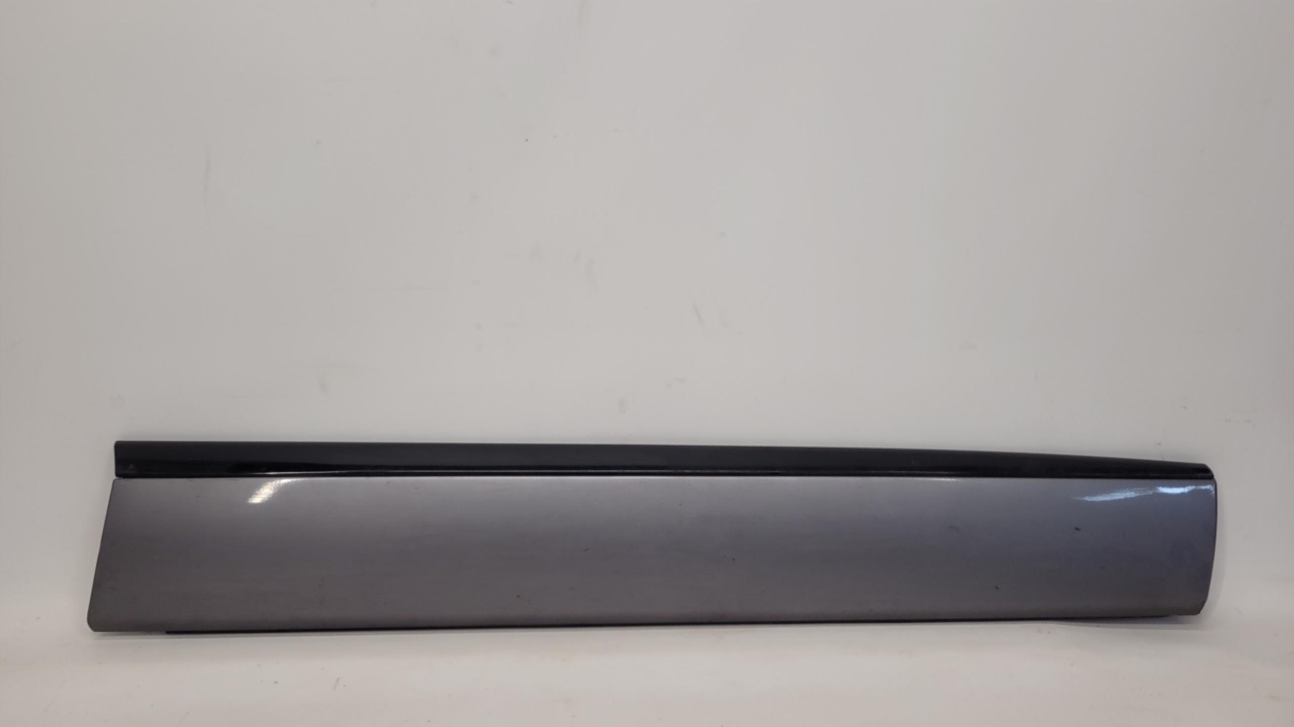 JAGUAR F-PACE МОЛДИНГ ПЕРЕДНЬОЇ ПРАВОЇ ДВЕРІ ORIG