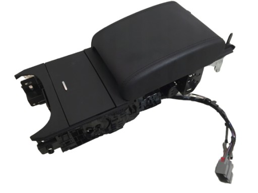 EX53-044G09-A-PIA-03 - Jaguar F TYPE S X152 подлокотник