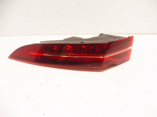 J9D3-13405 - Jaguar і Pace X590 Задній світлодіодний світильник