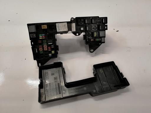 AX23-14290-AHB - Jaguar xf x250 10r блок запобіжників 3.0d