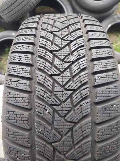 КАК НОВЫЕ 235/45R18 DUNLOP WINTER SPORT 5 2023 8,8 мм (P19)