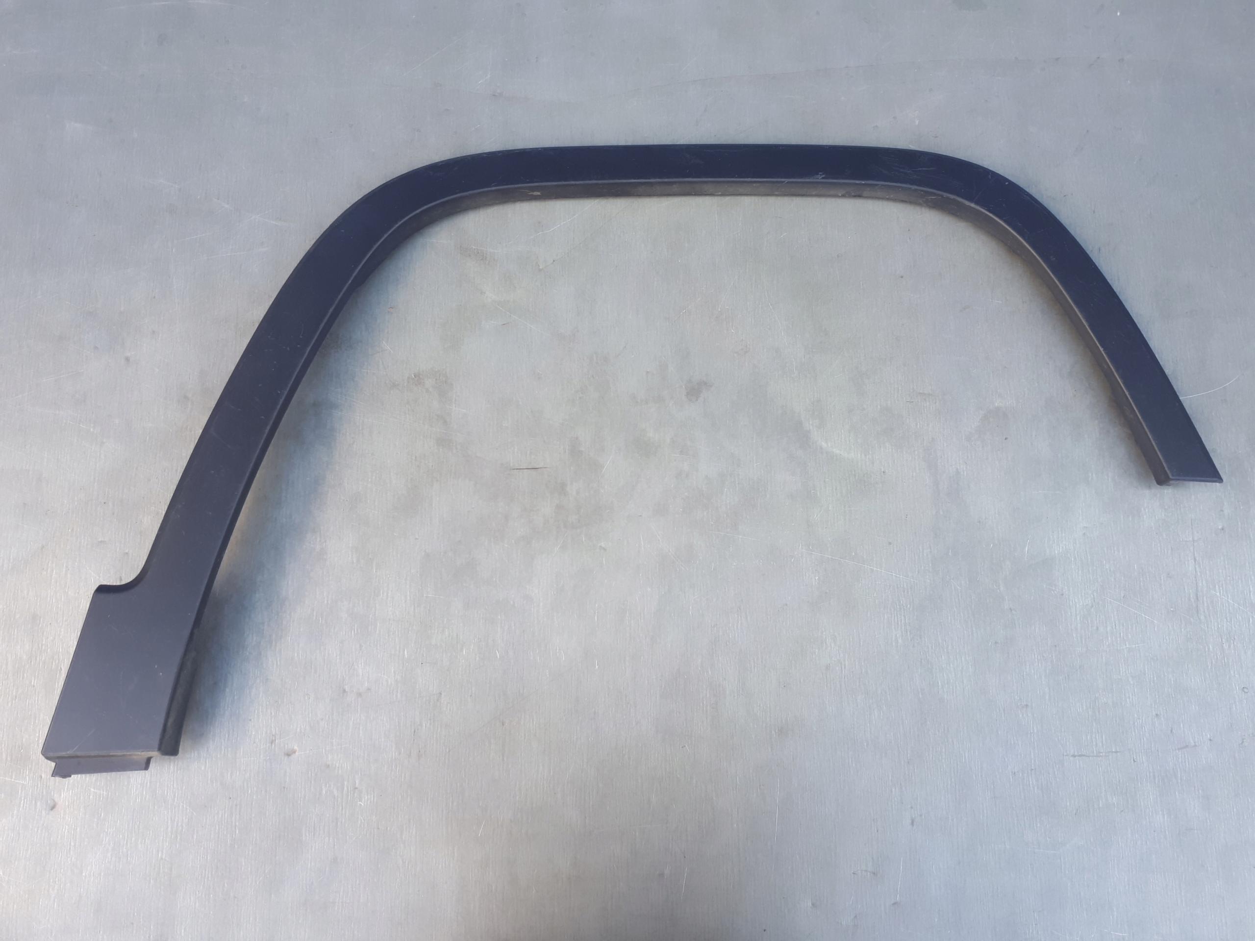 68210314AE - JEEP CHEROKEE 2014-14-18 НАКЛАДКА НА КРЫЛО ПРАВАЯ