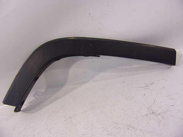 JEEP CHEROKEE KL 19-ОБШИВКА КРЫЛА ПРАВАЯ ЗАДНЯЯ