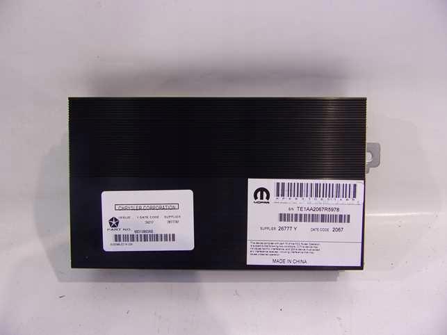 JEEP CHEROKEE KL LIFT 19-УСИЛИТЕЛЬ 68310863AB