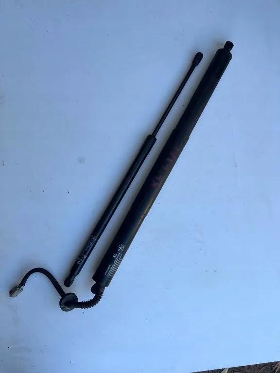 68289846 - JEEP CHEROKEE KL LIFT ДЕМПФЕР ЗАСЛІНКИ ТЕЛЕСКОП