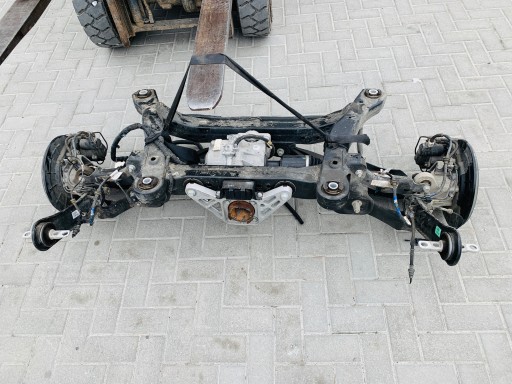 JEEP CHEROKEE KL LIFT Поворотный кулак ПРАВЫЙ ЗАДНИХ РЫЧАГОВ