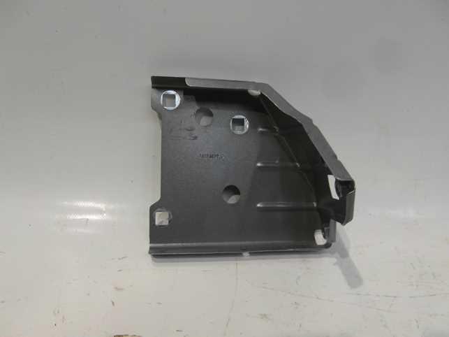 JEEP CHEROKEE KL КРІПЛЕННЯ КРИЛА ЛІВЕ