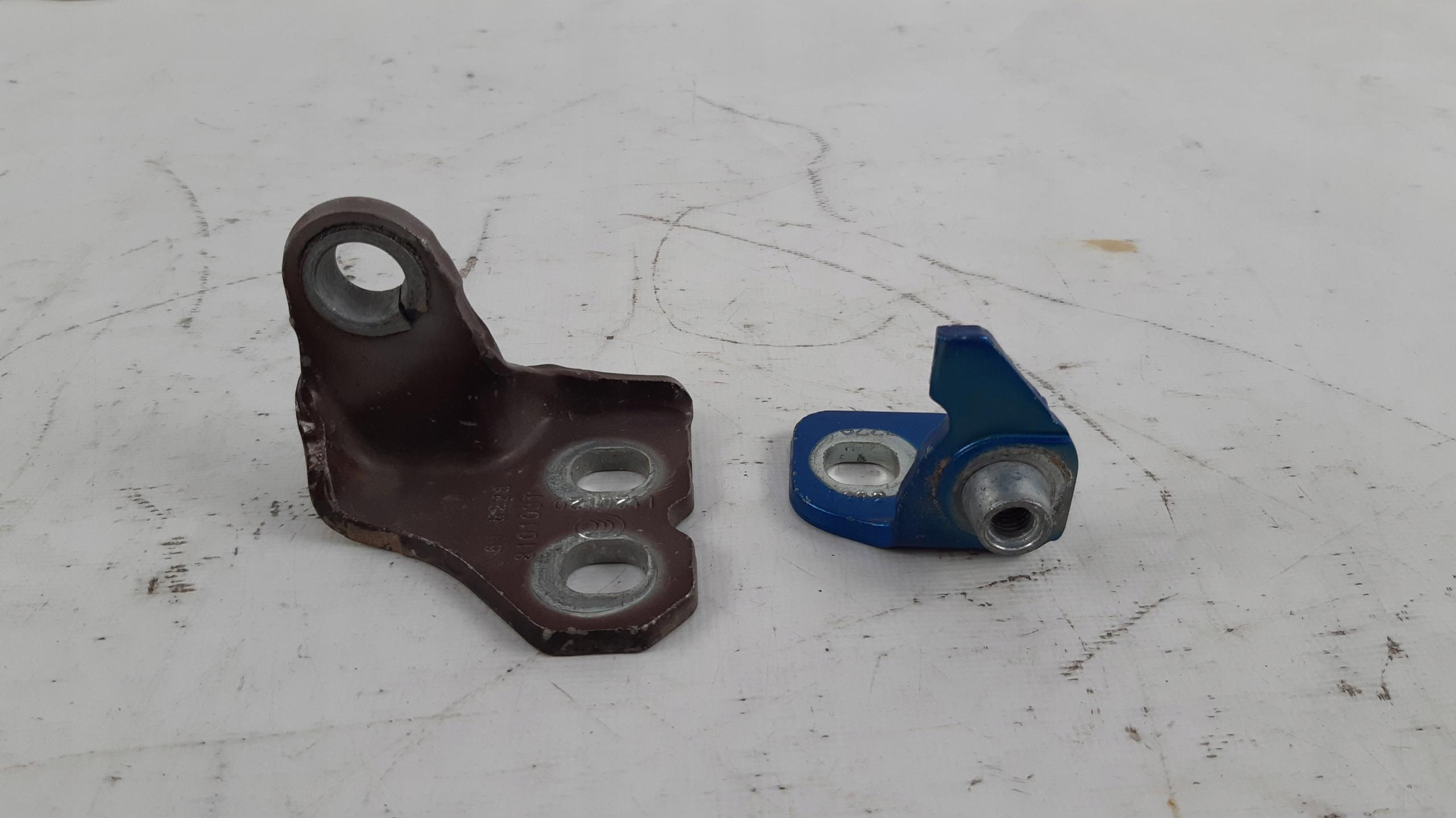 JEEP COMPASS II 17-ПЕТЛЯ ДВЕРЕЙ ЛІВА ПЕРЕДНЯ ГОРА