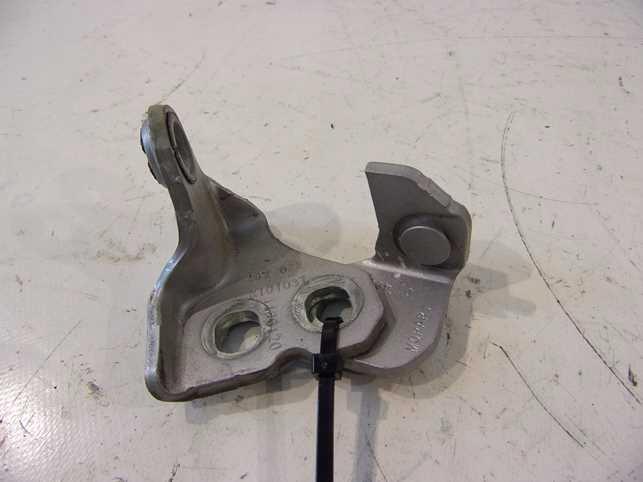 JEEP COMPASS II 17-ПЕТЛЯ ДВЕРЕЙ ПРАВА ПЕРЕДНЯ ГОРА