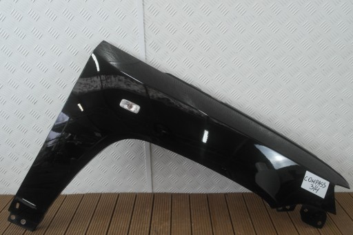 11-18 - Джип компас підйомник 11-16 праве переднє крило чорний oe