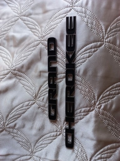 55112900AB - БУКВИ НА ЕМБЛЕМІ JEEP GRAND CHEROKEE