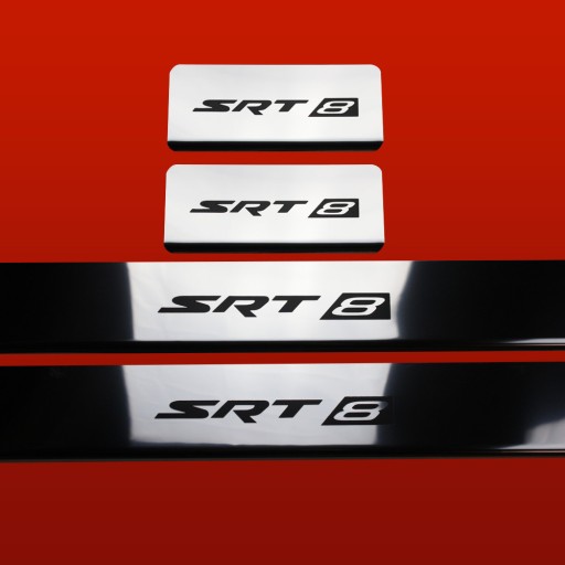 JEEP GRAND CHEROKEE MK4 WK2 SRT8 Бічні пороги Глянцева сталева обробка