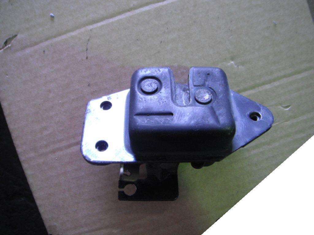 JEEP GRAND CHEROKEE WJ 98-замок задніх дверей 2шт