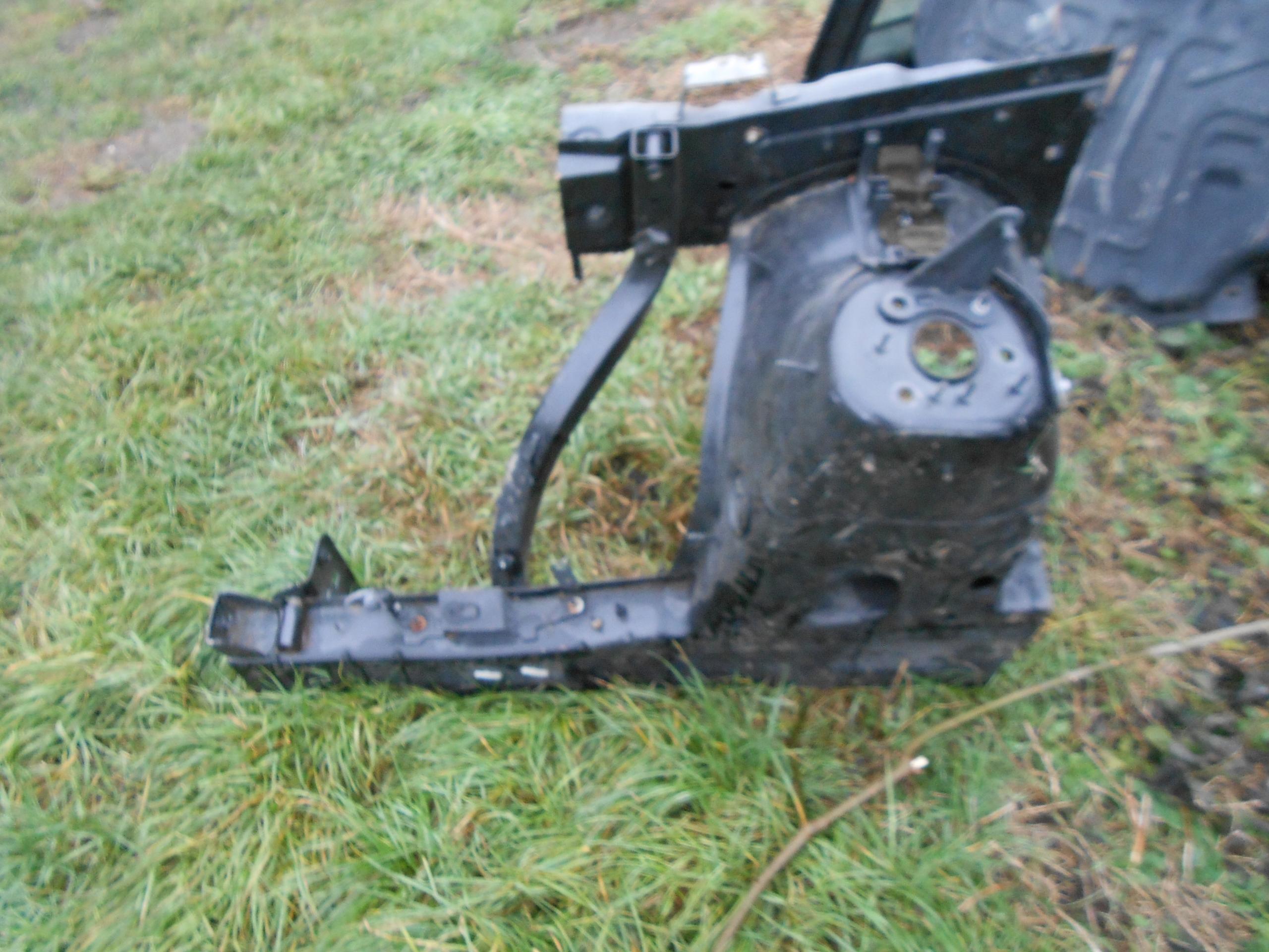 JEEP GRAND CHEROKEE WK2 ЛОНЖЕРОН ПРАВЫЙ