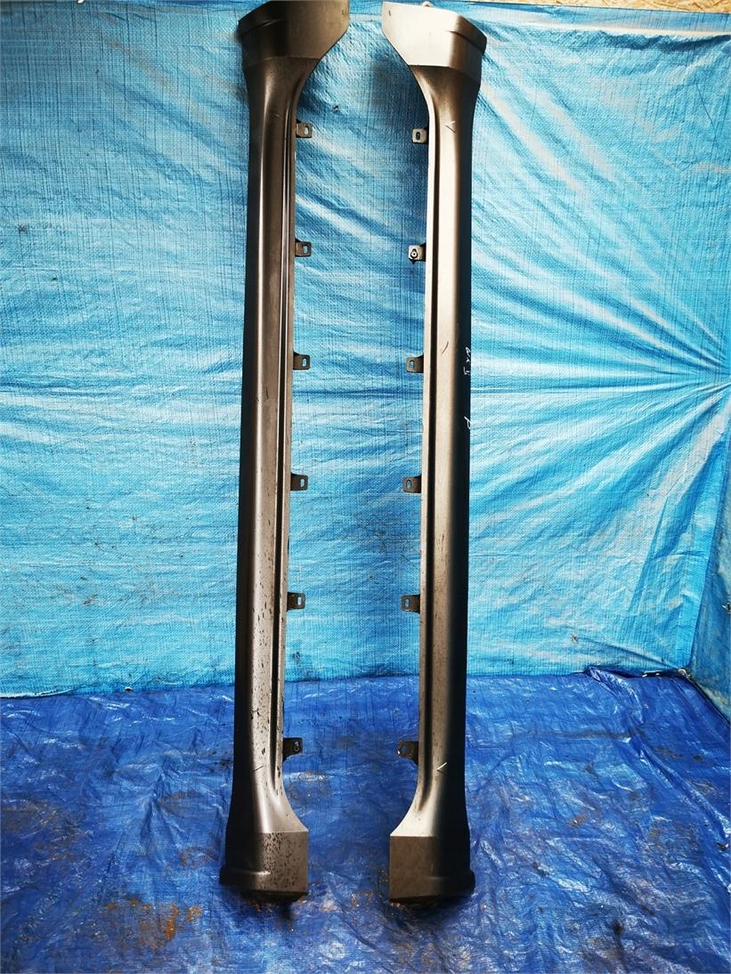 JEEP GRAND CHEROKEE WK2 ПОДОКОННИК ПРАВЫЙ ПОДОКОННИК