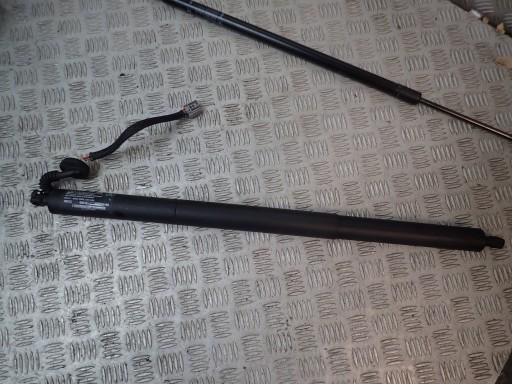 JEEP GRAND CHEROKEE WK2 ПРИВІД ЗАКРИЛКА 68333901AD