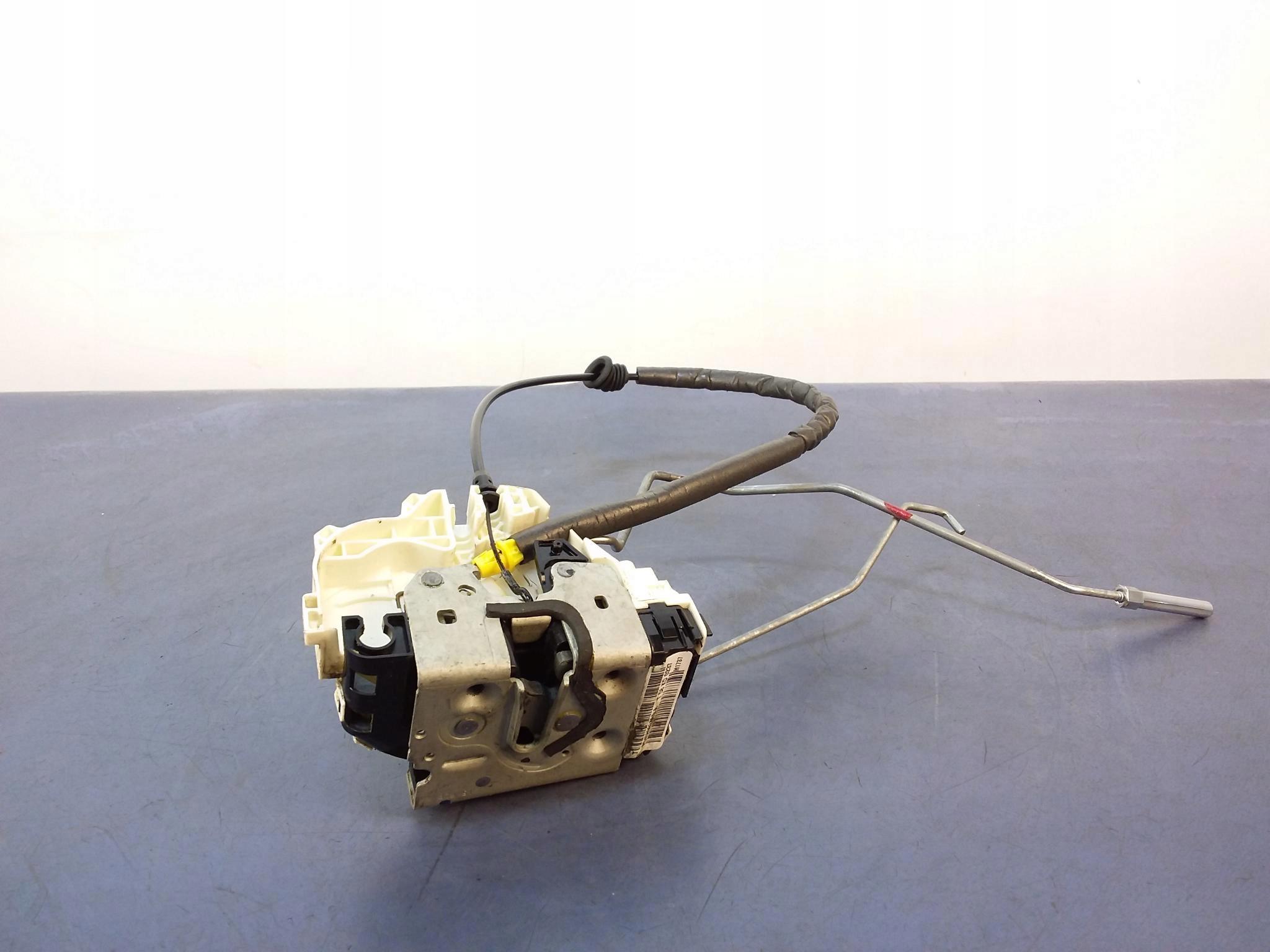 JEEP GRAND CHEROKEE WK2 ЗАМОК ПЕРЕДНЕЙ ПРАВОЙ ДВЕРИ