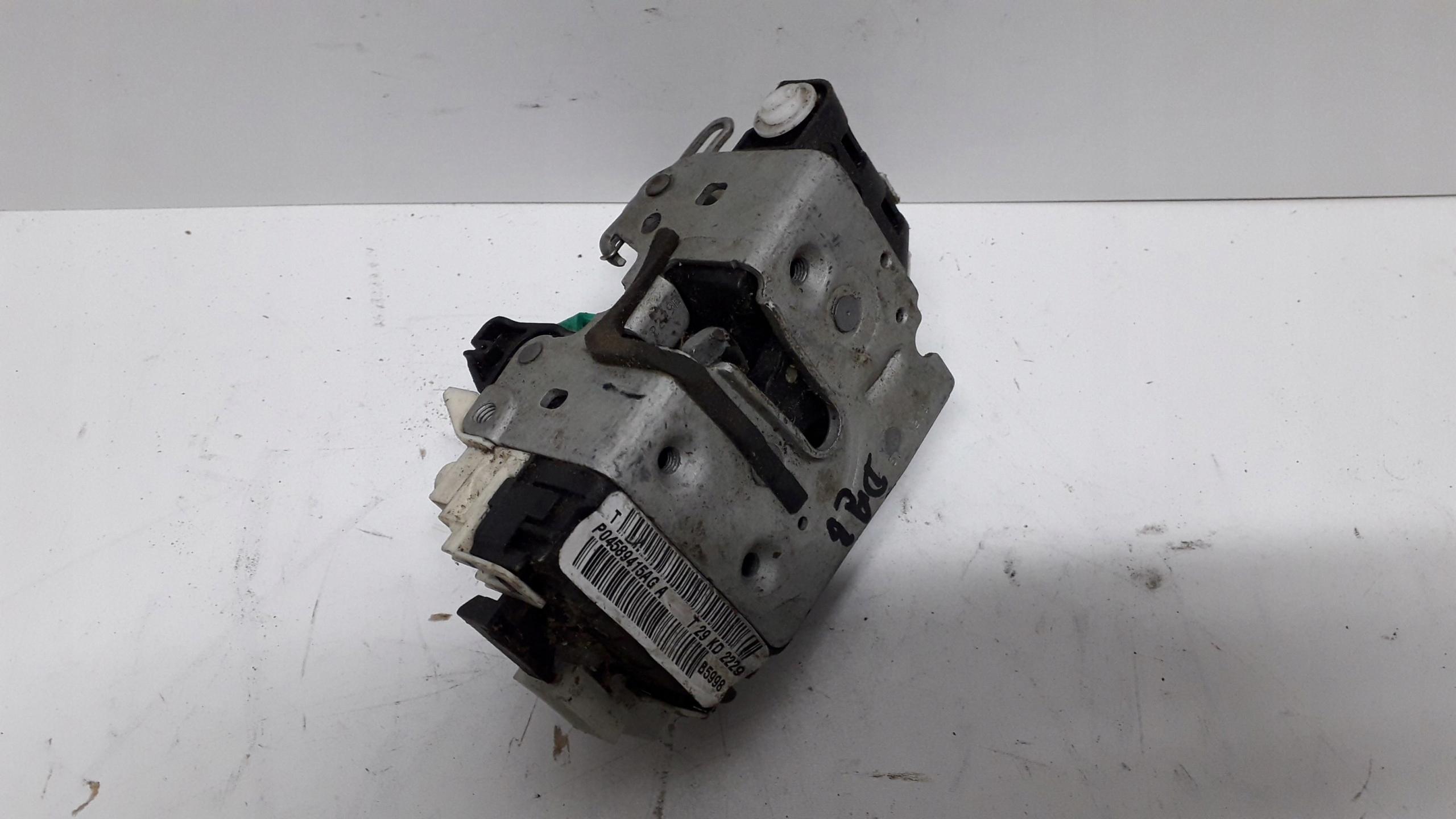 P04589415AG - JEEP PATRIOT КОМПАС КАЛІБР ЗАМОК ЗАДНІЙ ЛІВИЙ 4PIN