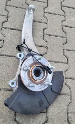 LEXUS IS300H WLOT POWIETRZA PRAWY 53208-53040 - LEXUS IS300H ВОЗДУХОЗАБОРНИК ПРАВЫЙ 53208-53040