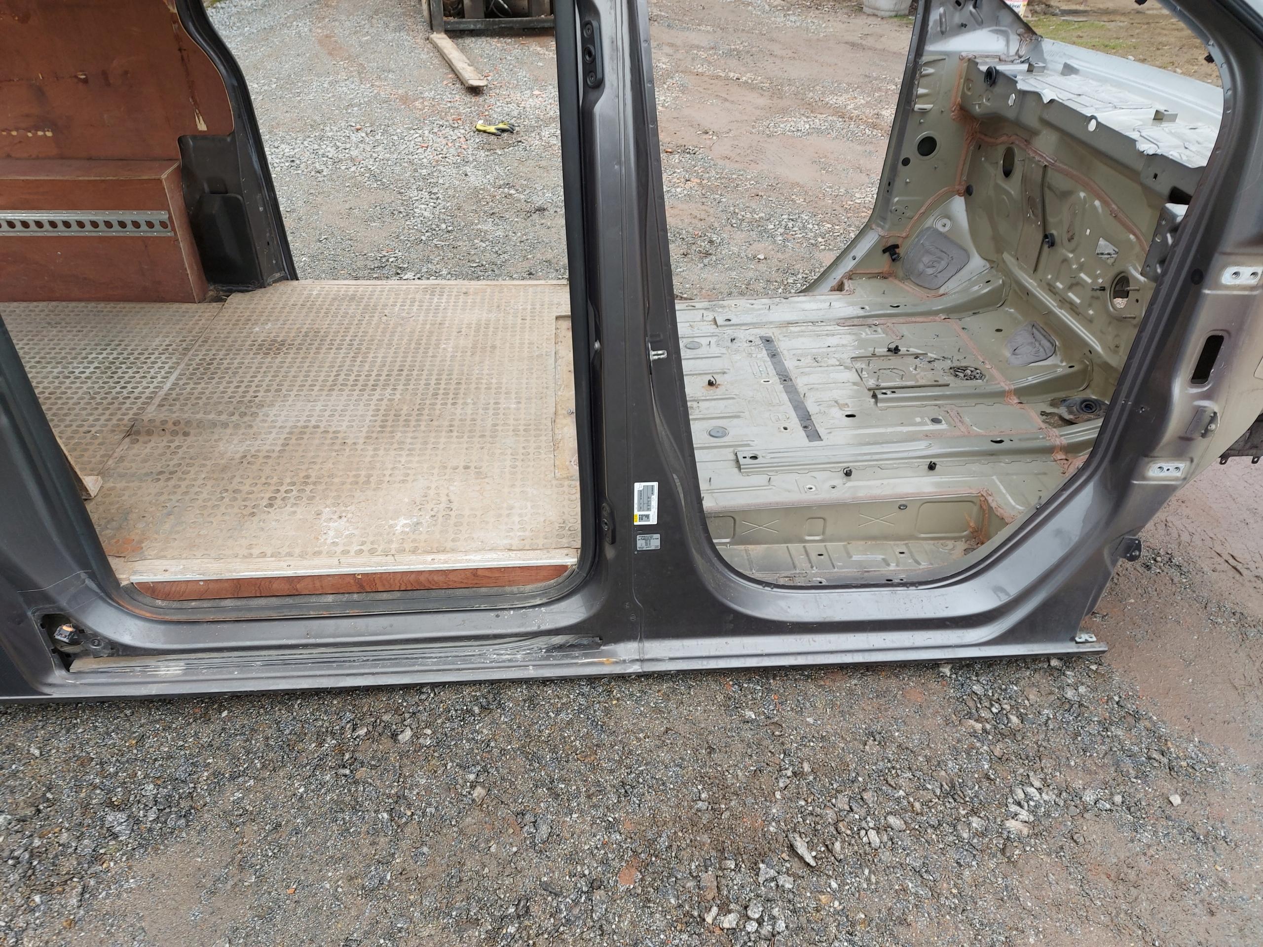 JUMPY III PROACE порог правая стойка 19r.