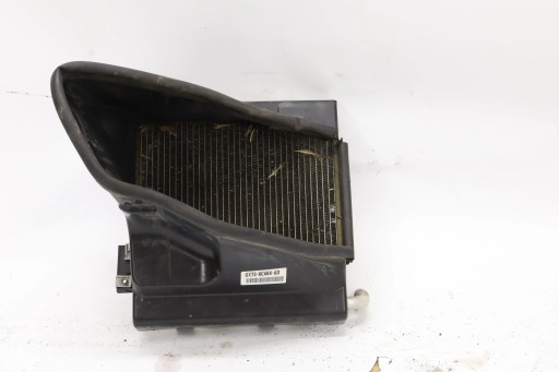 Кулер для воды Jaguar XE GX73-8D048-AD правый